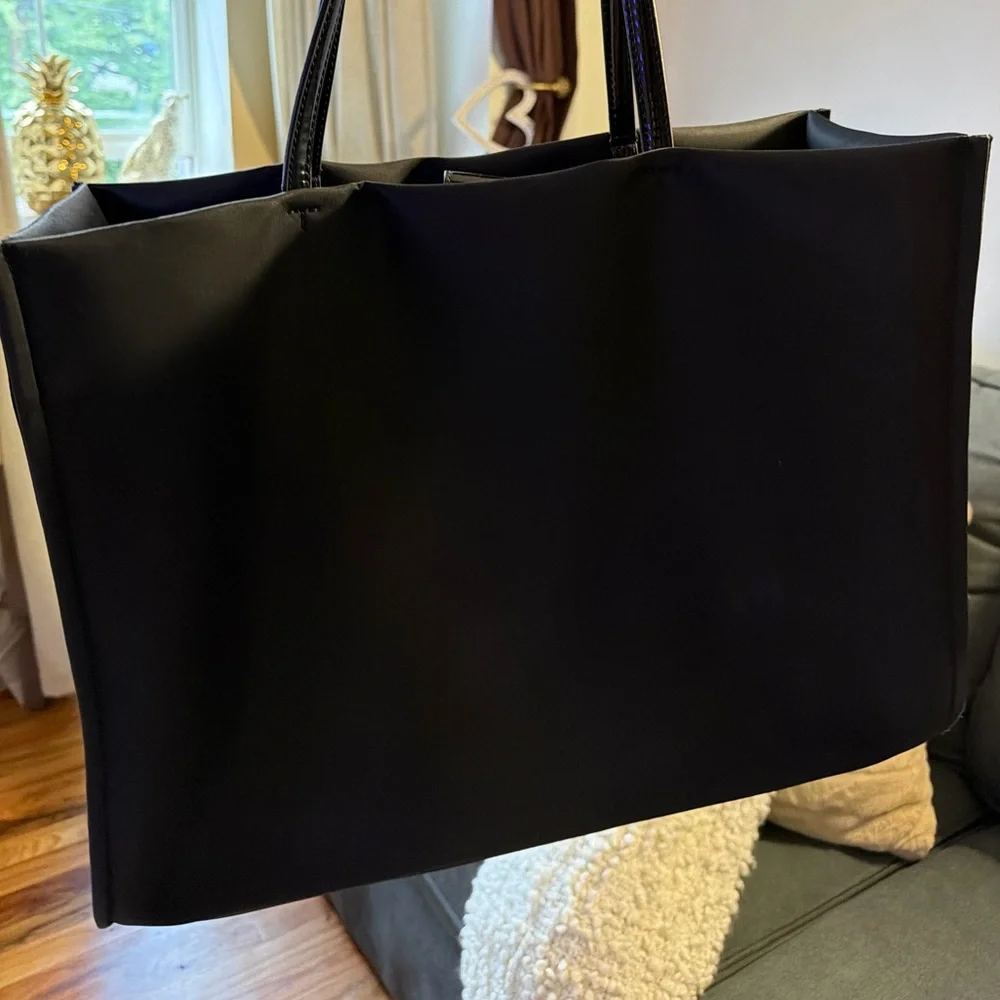 Tory Burch Black Patent Logo Shoulder Tote